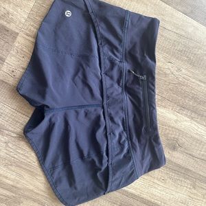 Navy Blue Speed Up Low-Rise Lined Short 2.5”